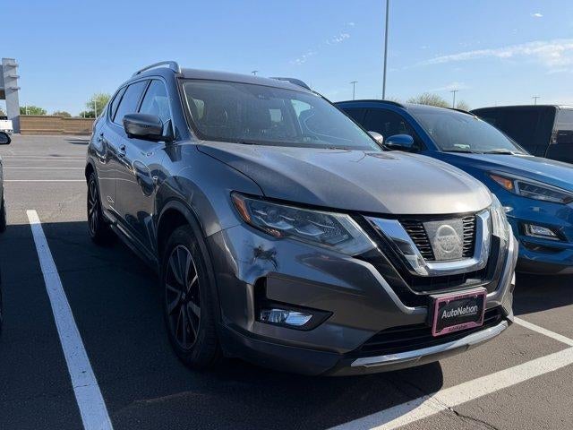 Used 2017 Nissan Rogue SL with VIN JN8AT2MT8HW147157 for sale in Surprise, AZ