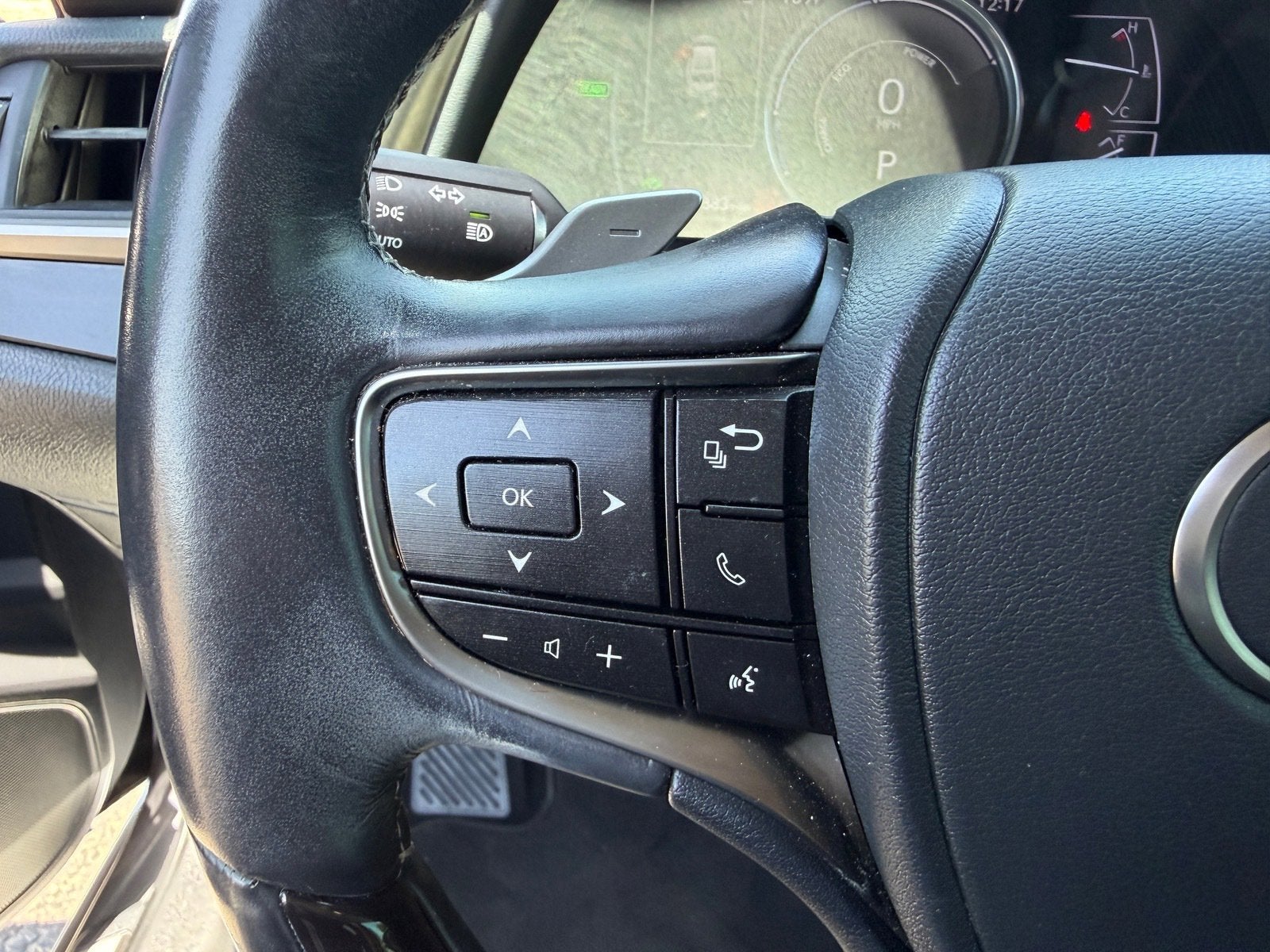 2019 Lexus ES 