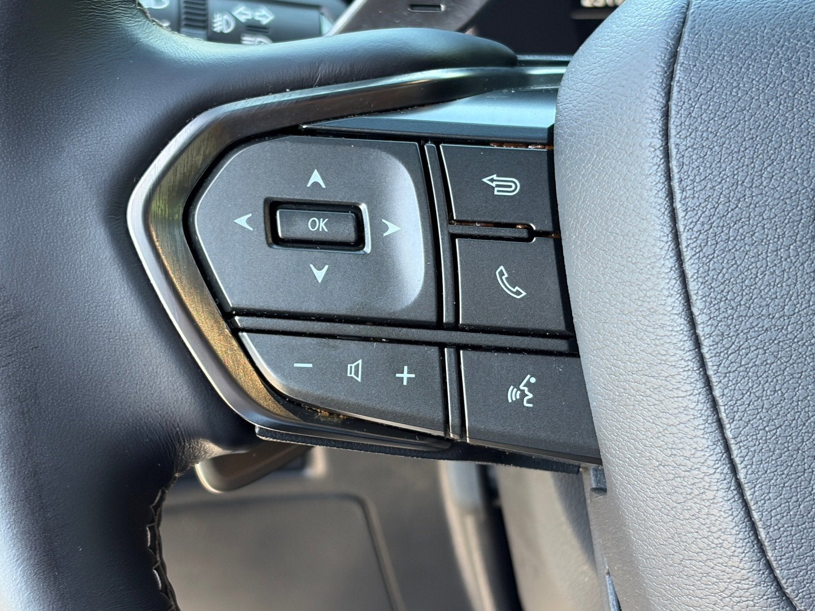 2024 Lexus LX LX 600 Premium