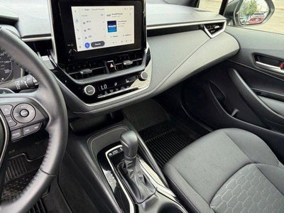 2025 Toyota Corolla Hatchback SE