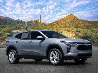 2025 Chevrolet Trax LS