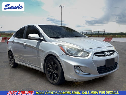 2013 Hyundai Accent GLS