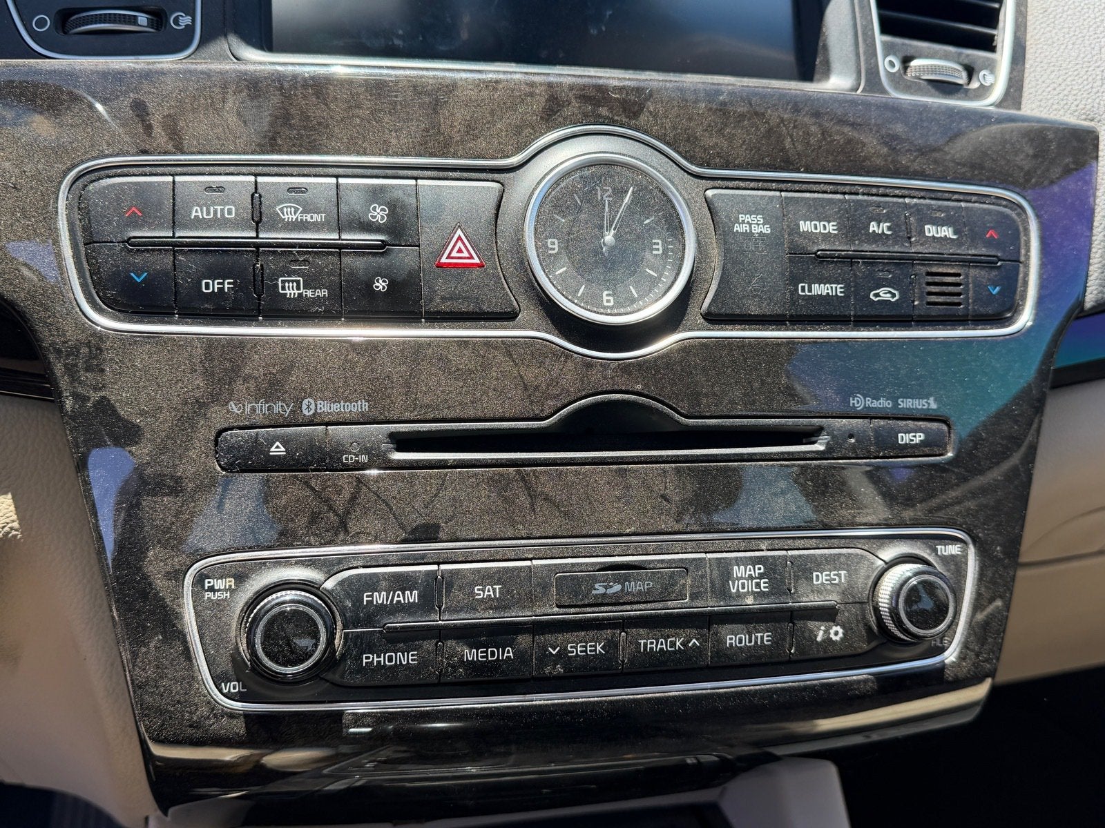 2014 Kia Cadenza Premium