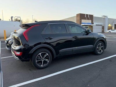 2023 Kia Niro Plug-In Hybrid EX