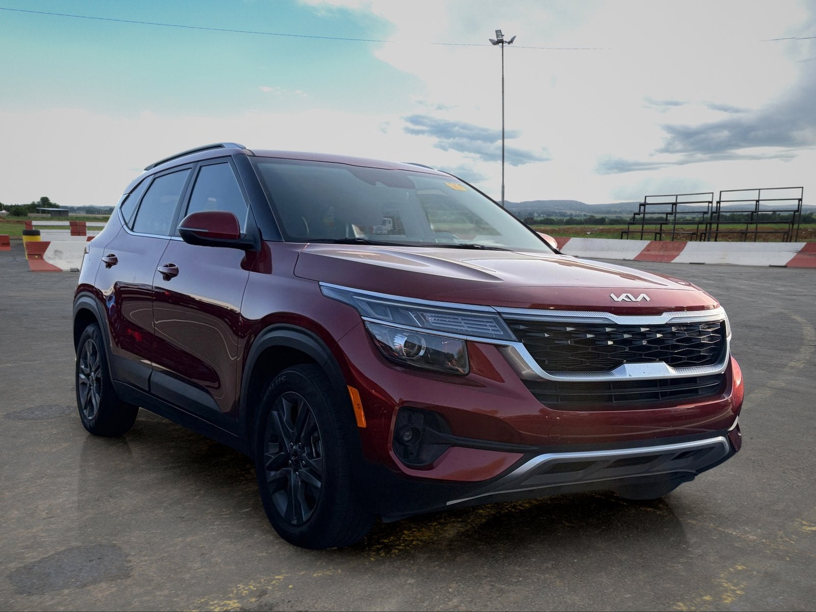 2023 Kia Seltos S