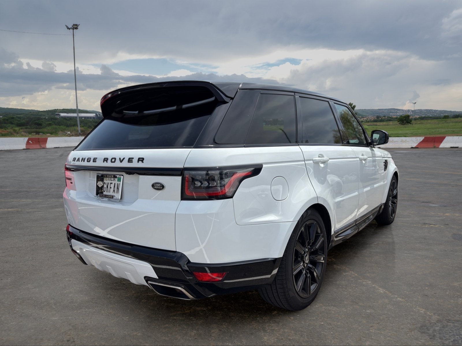 2022 Land Rover Range Rover Sport HSE Silver Edition