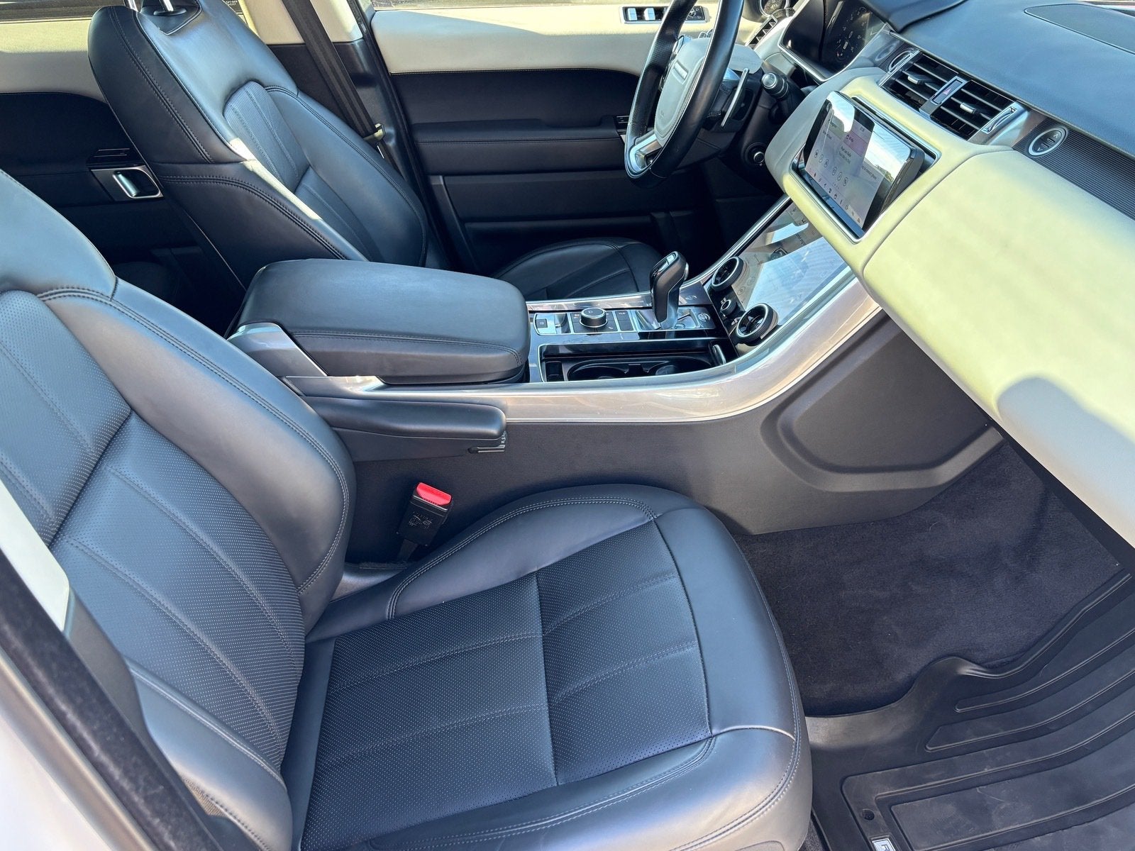 2022 Land Rover Range Rover Sport HSE Silver Edition