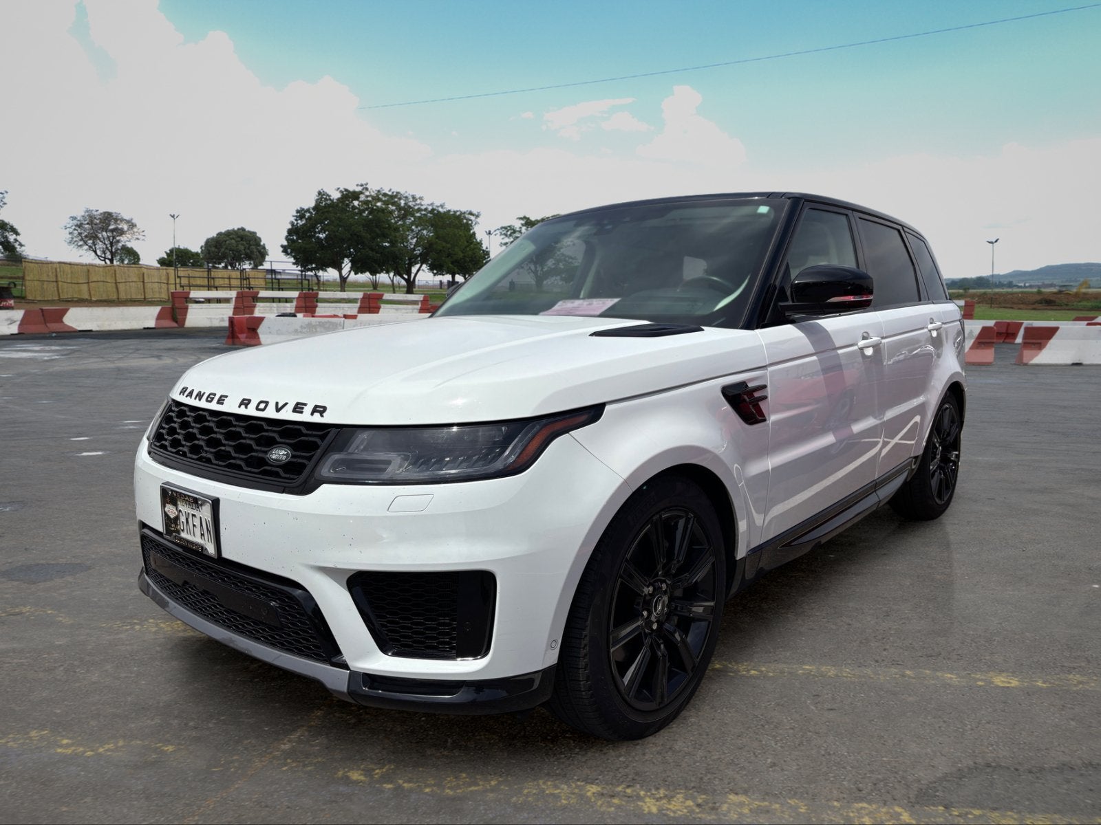2022 Land Rover Range Rover Sport HSE Silver Edition