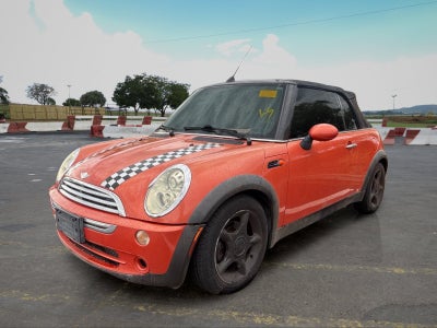 2005 MINI Cooper Convertible Base