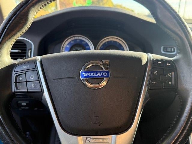 2013 Volvo S60 T6 R-Design Platinum