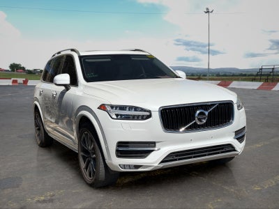 2019 Volvo XC90 Momentum