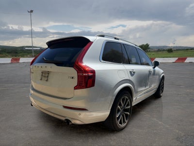 2019 Volvo XC90 Momentum