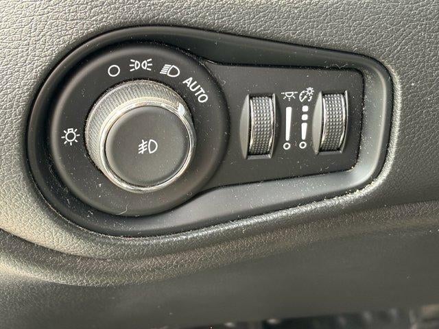 2017 Jeep Renegade Altitude