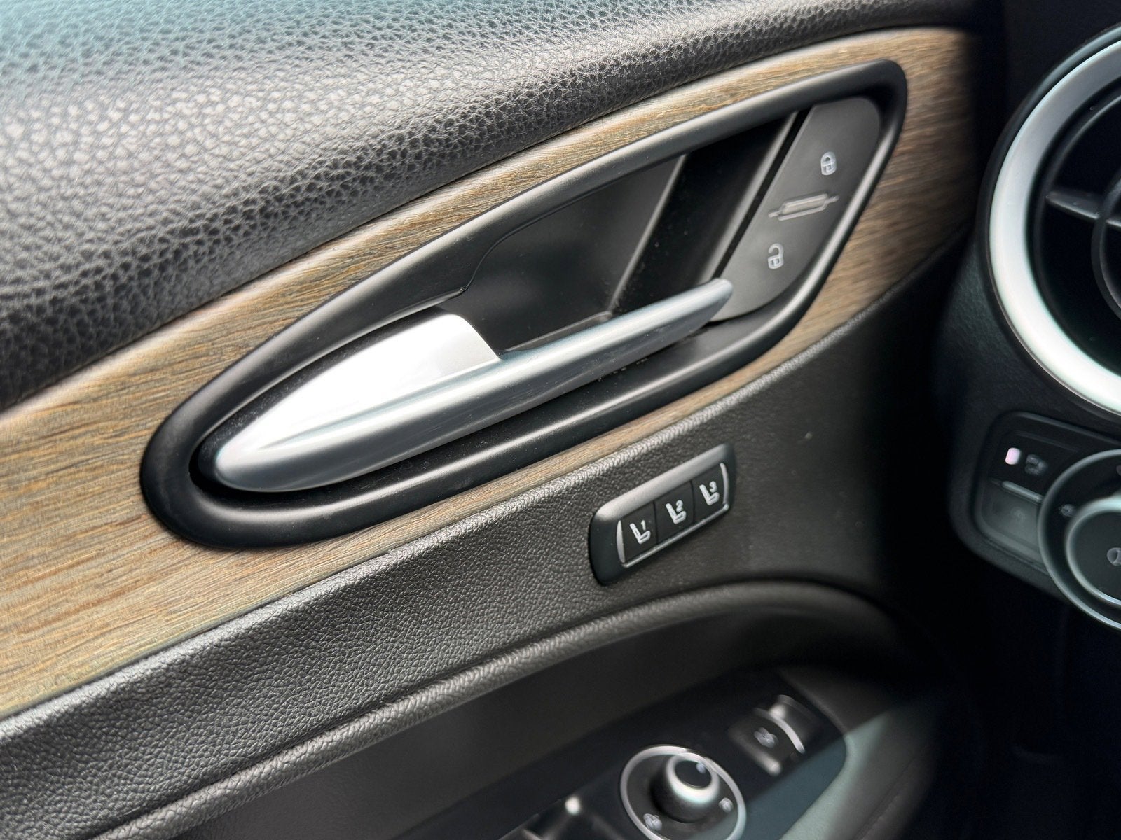2019 Alfa Romeo Stelvio Ti