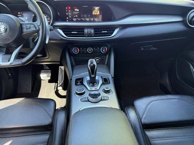 2023 Alfa Romeo Stelvio Veloce