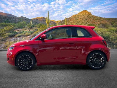 2024 FIAT 500e INSPI(RED)