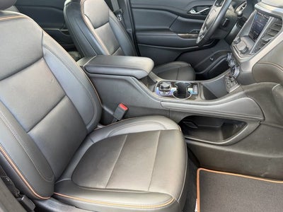2022 GMC Acadia AT4