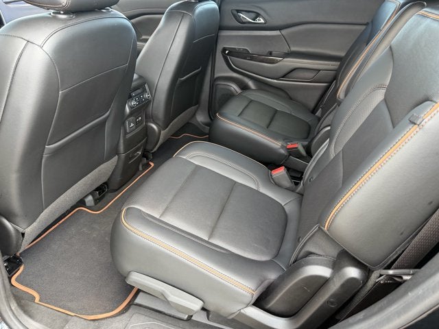 2022 GMC Acadia AT4