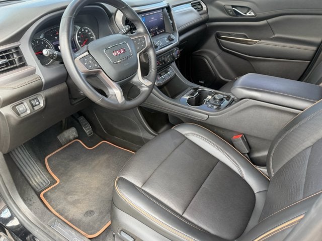 2022 GMC Acadia AT4