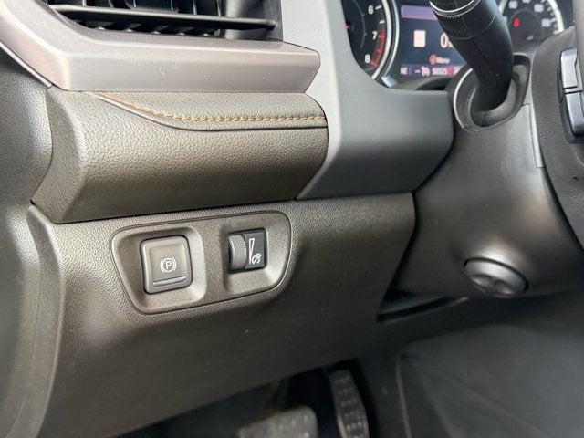 2022 GMC Acadia AT4