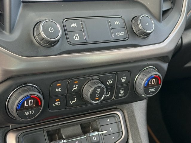 2022 GMC Acadia AT4