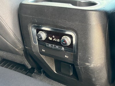 2021 GMC Yukon SLE