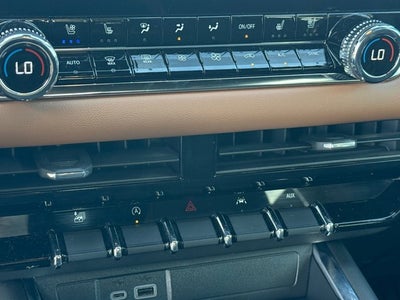 2023 GMC Canyon 4WD AT4