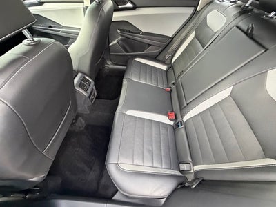 2022 Volkswagen Taos SEL