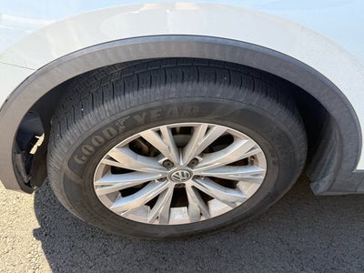 2018 Volkswagen Tiguan Base