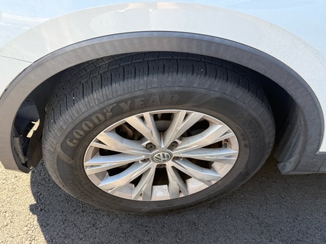2018 Volkswagen Tiguan Base