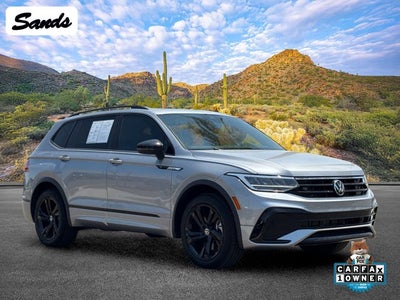 2023 Volkswagen Tiguan SE R-Line Black