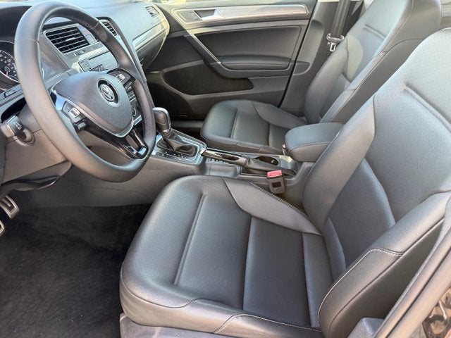 2017 Volkswagen Golf Alltrack Base