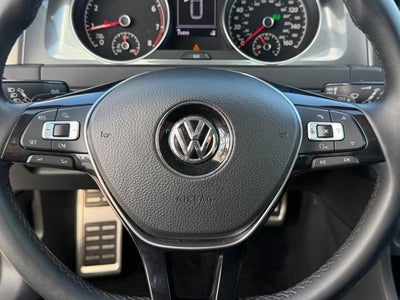 2017 Volkswagen Golf Alltrack Base