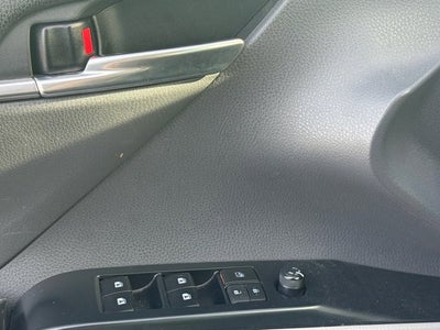 2020 Toyota Camry Hybrid LE