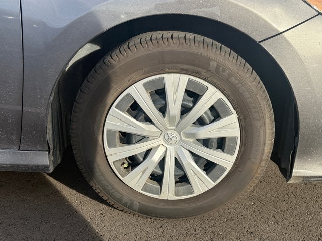 2020 Toyota Camry Hybrid LE