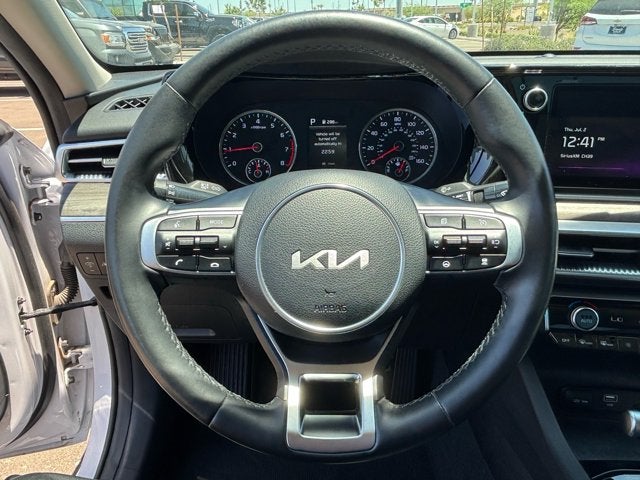 2022 Kia K5 EX