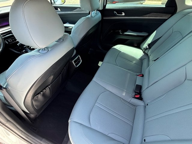 2022 Kia K5 EX