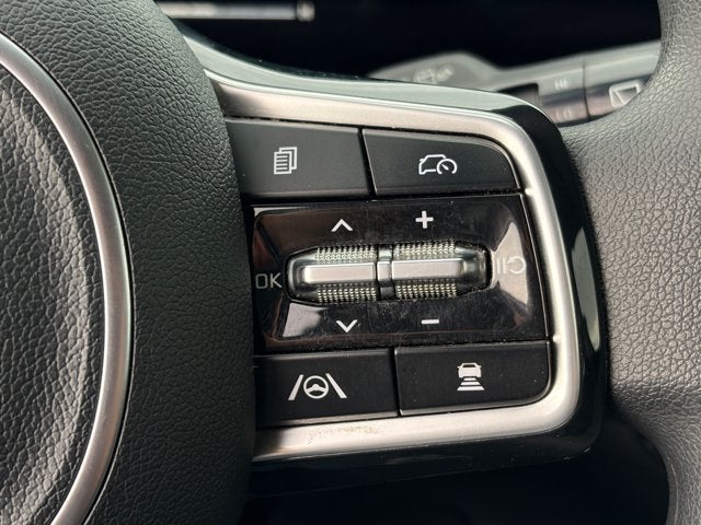 2025 Kia Sorento LX