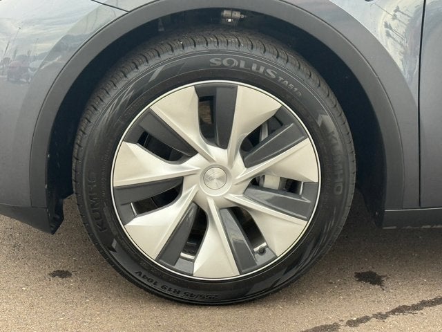 2023 Tesla Model Y RWD