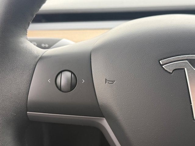 2023 Tesla Model Y RWD