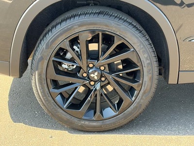 2024 Mitsubishi Outlander Base