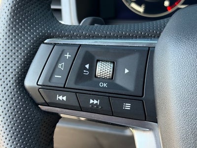 2024 Mitsubishi Outlander Base