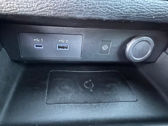 2024 Mitsubishi Outlander Base