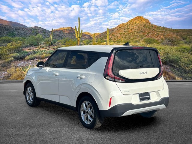 2023 Kia Soul LX