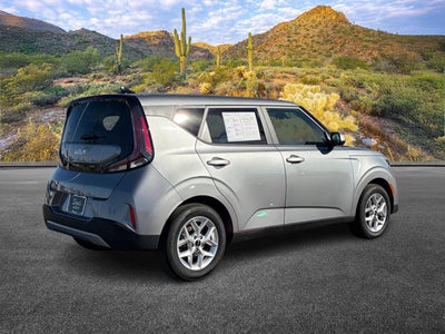 2025 Kia Soul Base