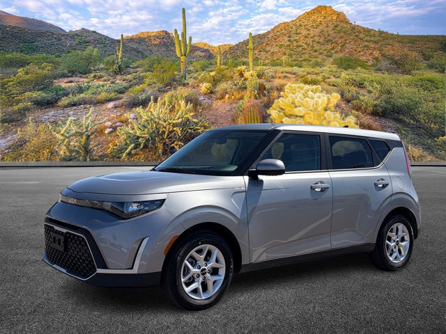 2025 Kia Soul Base