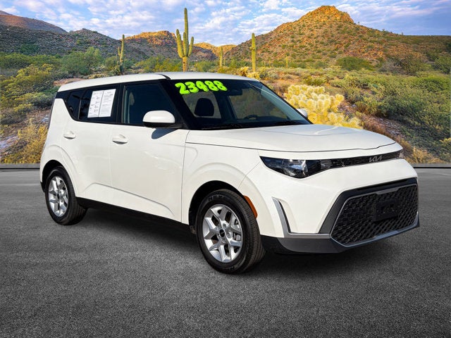 2025 Kia Soul Base