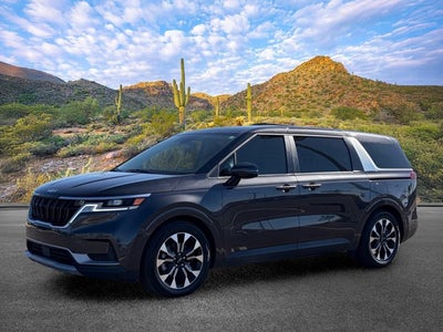 2024 Kia Carnival EX