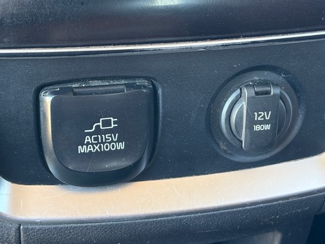 2023 Kia Carnival SX