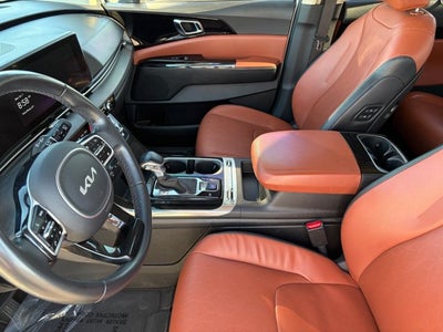 2023 Kia Carnival SX